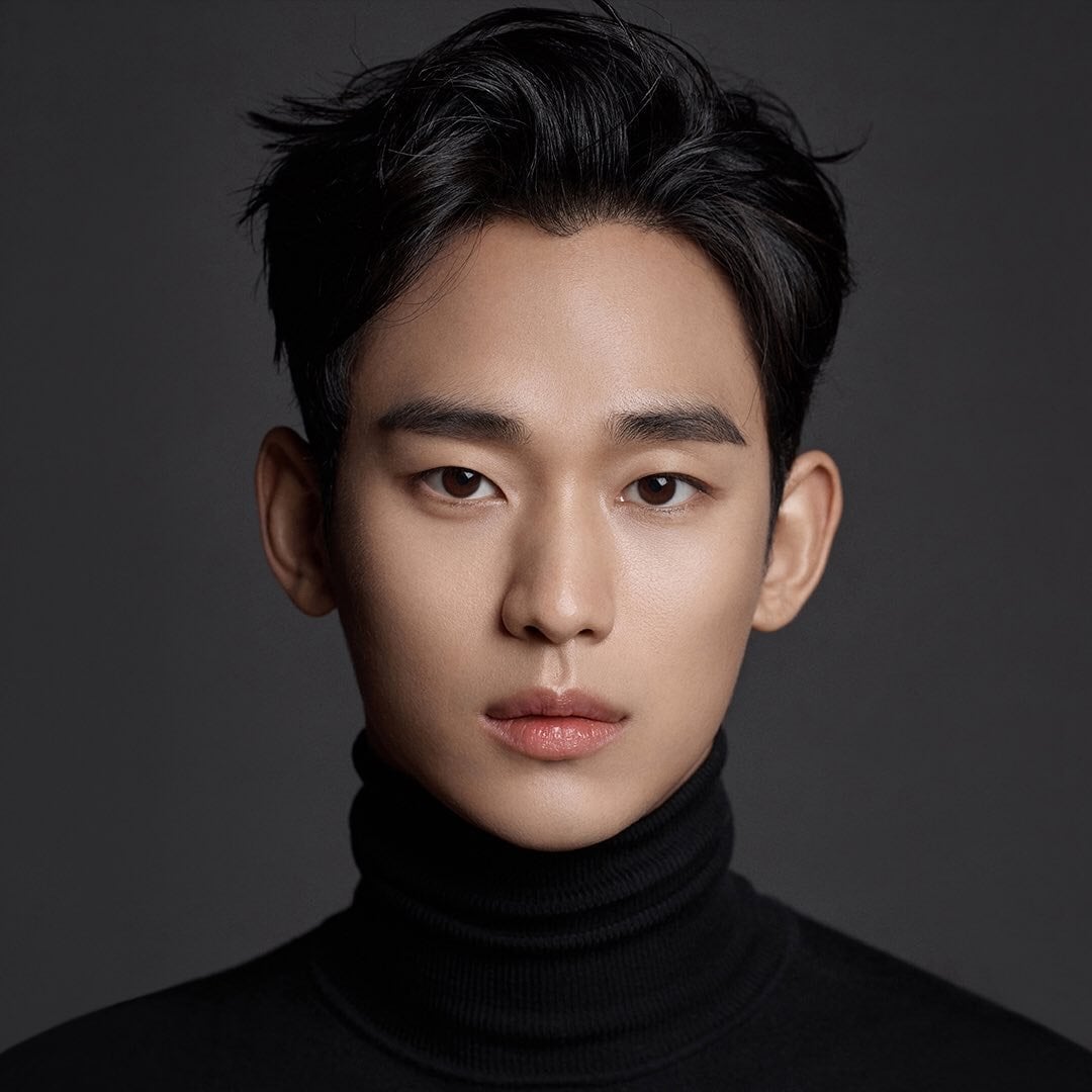 김수현 Kim Soo Hyun 金秀賢