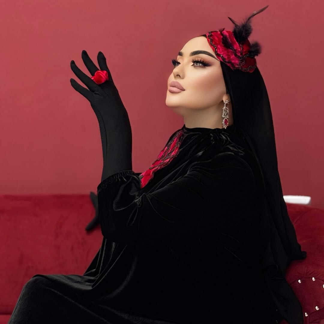 Sarvinoz Yusufi Official